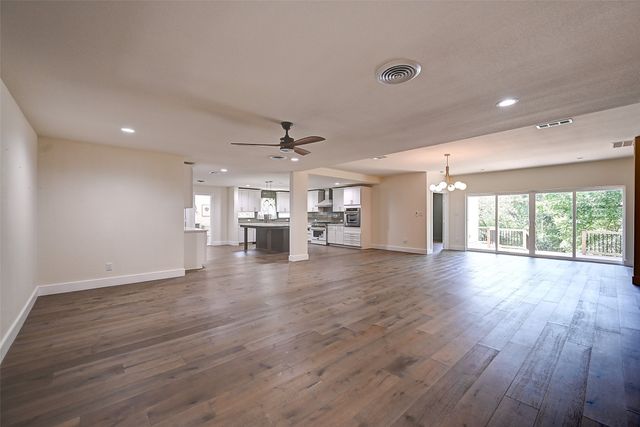 3900 Pelham Road, Fort Worth, TX 76116