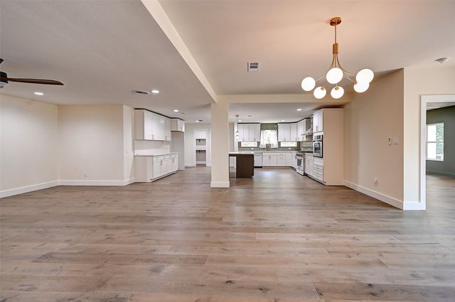 3900 Pelham Road, Fort Worth, TX 76116