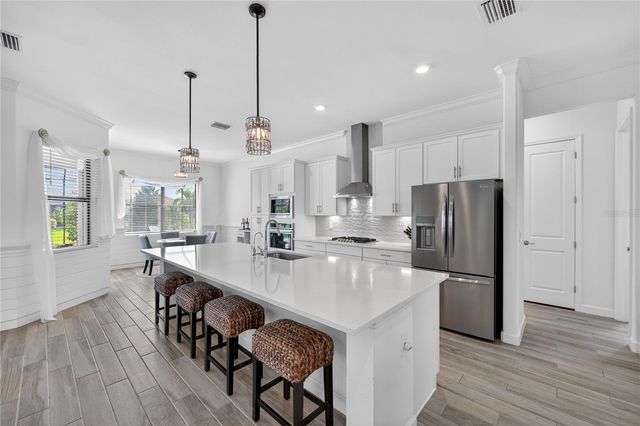 4911 SPARKLING SEA LANE, Lakewood Ranch, FL 34211