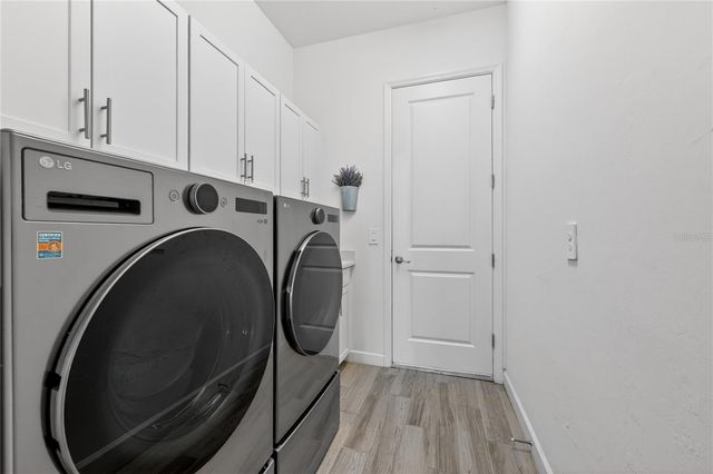 4911 SPARKLING SEA LANE, Lakewood Ranch, FL 34211