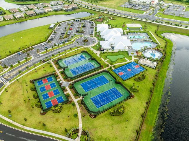 4911 SPARKLING SEA LANE, Lakewood Ranch, FL 34211