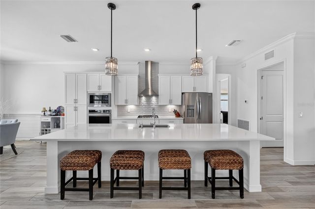 4911 SPARKLING SEA LANE, Lakewood Ranch, FL 34211