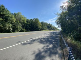 32 Norfolk Road, Winchester, CT 06098