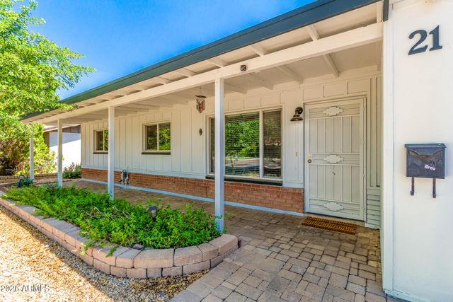 21 E ALAMEDA Drive, Tempe, AZ 85282