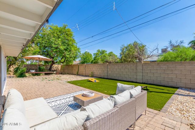 21 E ALAMEDA Drive, Tempe, AZ 85282