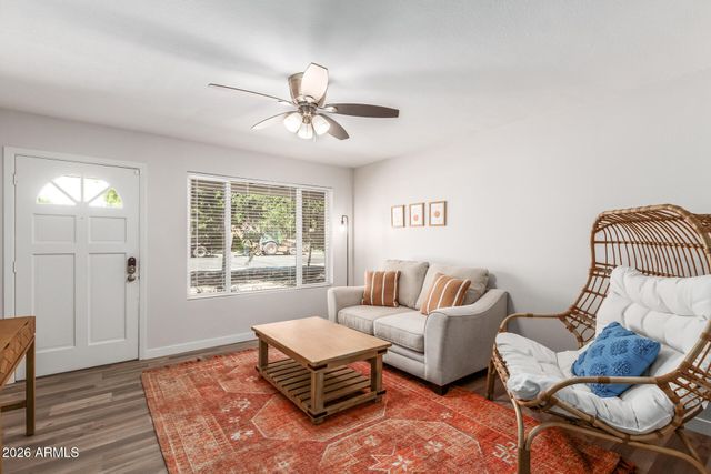 21 E ALAMEDA Drive, Tempe, AZ 85282