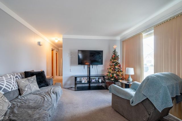 21612 Bon Brae Street, Saint Clair Shores, MI 48081