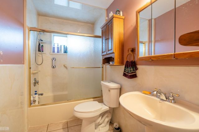 21612 Bon Brae Street, Saint Clair Shores, MI 48081