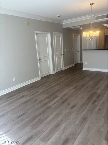 230 East Flamingo Road 335, Las Vegas, NV 89169