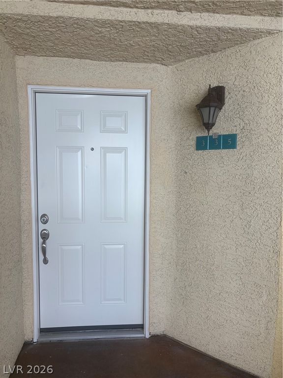 230 East Flamingo Road 335, Las Vegas, NV 89169