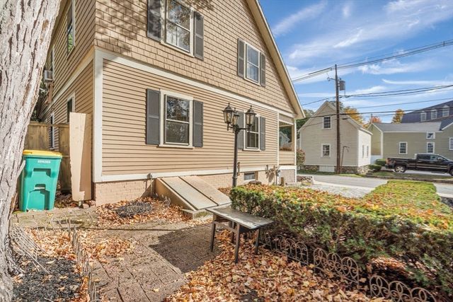 38-40 Court Lane, Concord, MA 01742