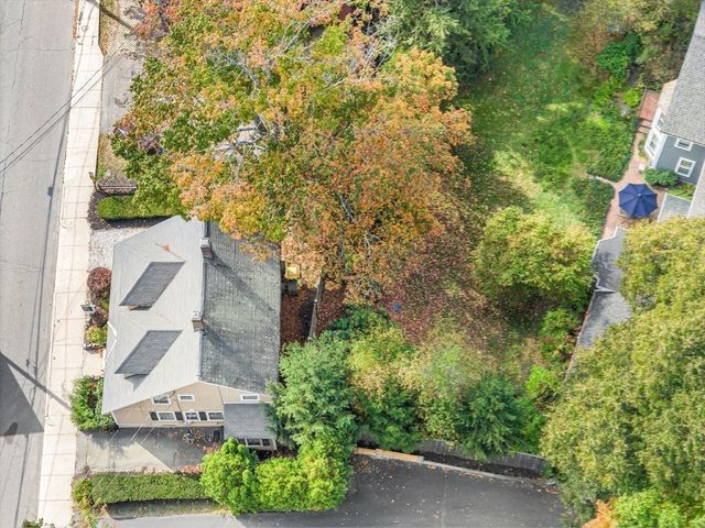 38-40 Court Lane, Concord, MA 01742