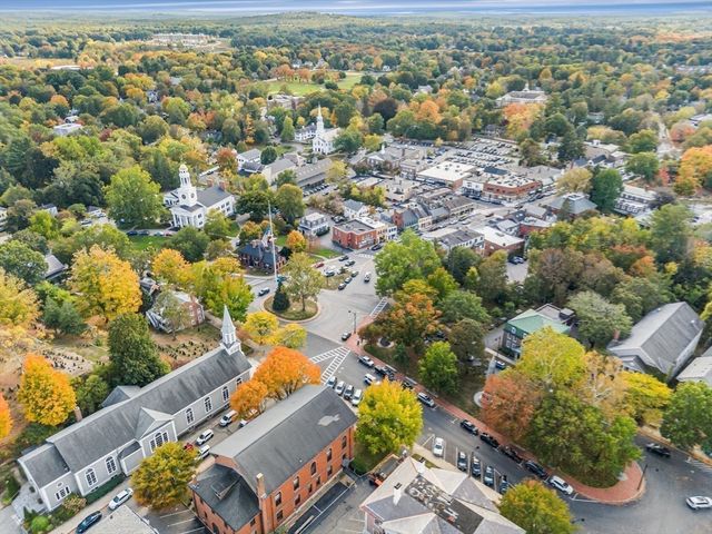 38-40 Court Lane, Concord, MA 01742