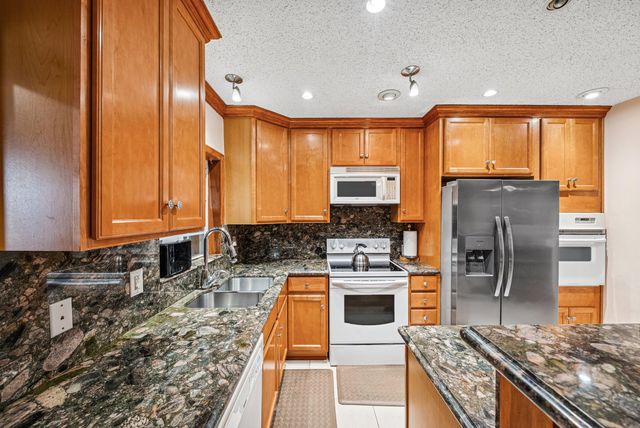 2655 Dorson Way, Delray Beach, FL 33445