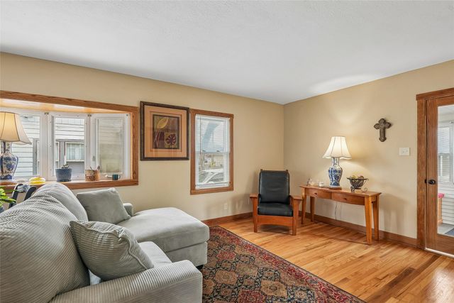 616 E Ovid Avenue, Des Moines, IA 50313