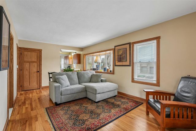 616 E Ovid Avenue, Des Moines, IA 50313