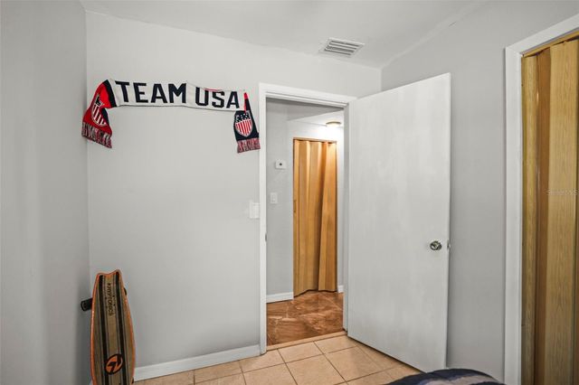 7101 35TH AVENUE N, St Petersburg, FL 33710