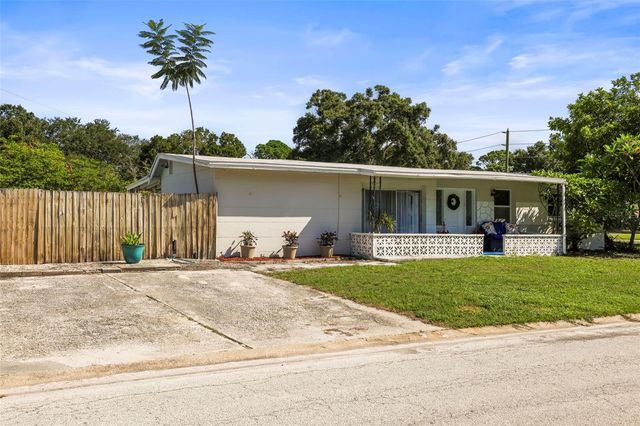 7101 35TH AVENUE N, St Petersburg, FL 33710