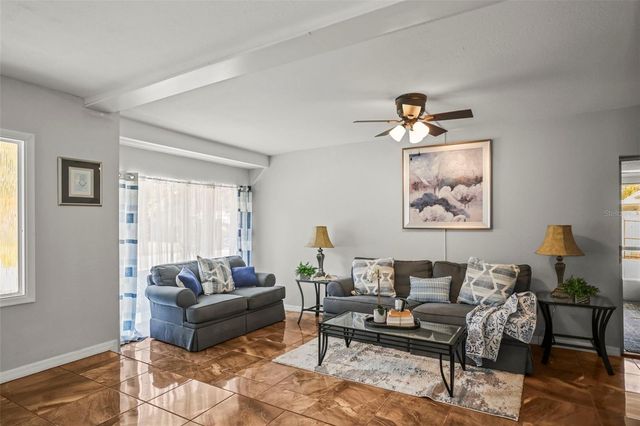 7101 35TH AVENUE N, St Petersburg, FL 33710