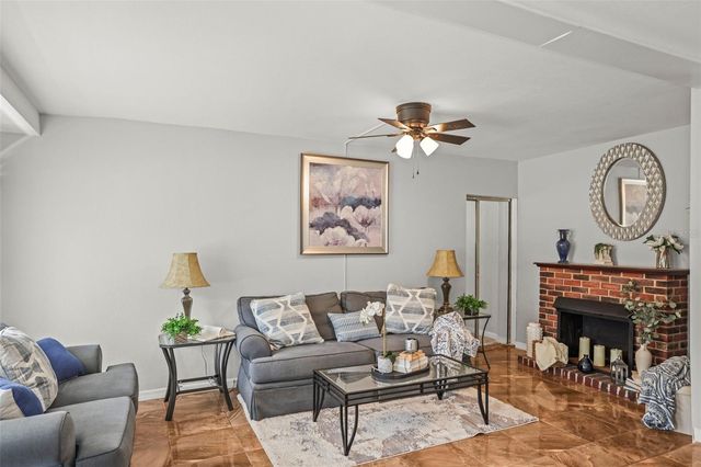 7101 35TH AVENUE N, St Petersburg, FL 33710