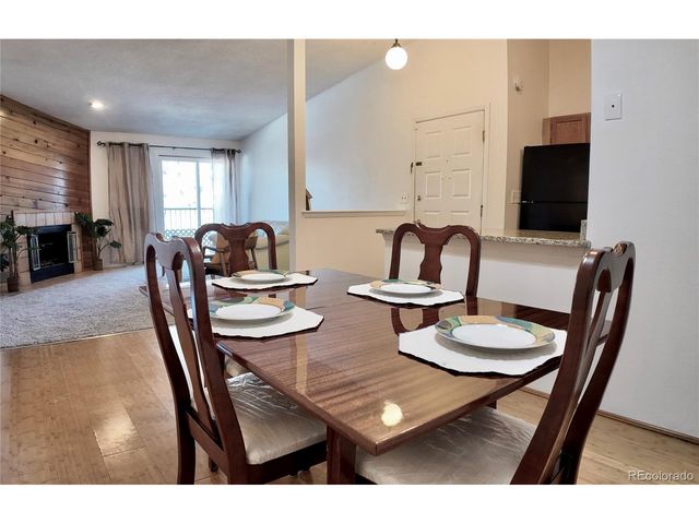 2280 S Oswego Way 301, Aurora, CO 80014