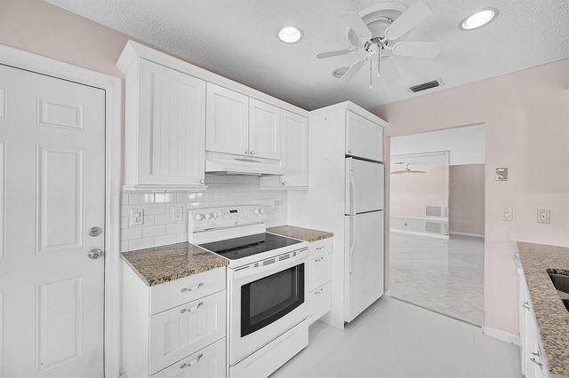 1515 SW 21st Street, Boynton Beach, FL 33426