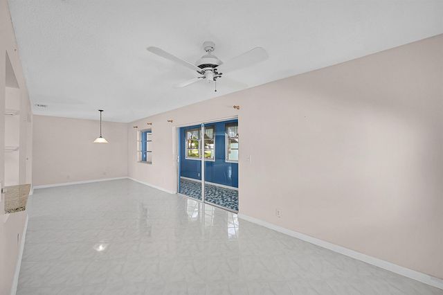 1515 SW 21st Street, Boynton Beach, FL 33426