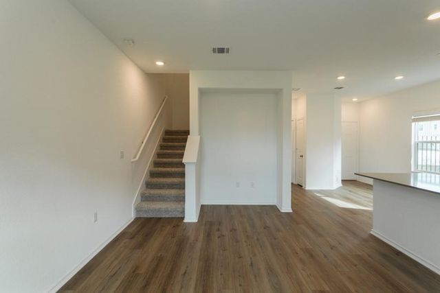 7237 Spotted Leaf WAY, Del Valle, TX 78617