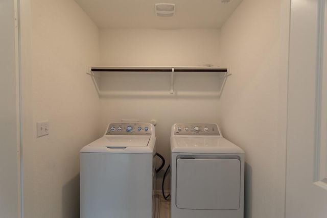 7237 Spotted Leaf WAY, Del Valle, TX 78617