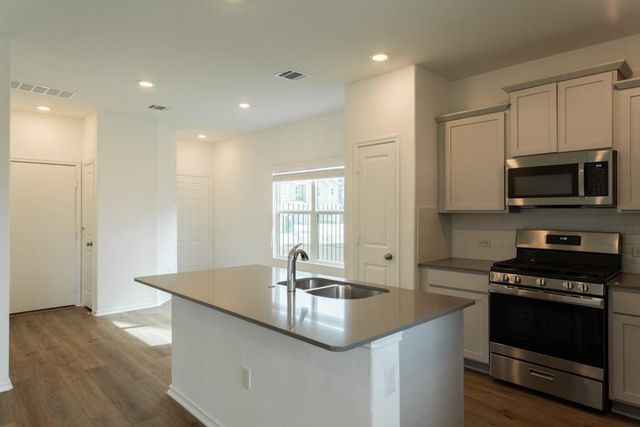 7237 Spotted Leaf WAY, Del Valle, TX 78617