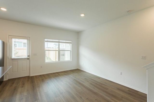 7237 Spotted Leaf WAY, Del Valle, TX 78617