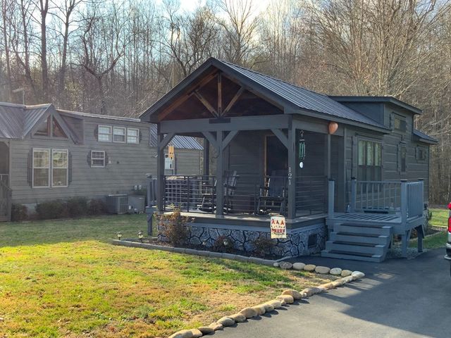 121 Lazy Bear Trail, Andrews, NC 28901