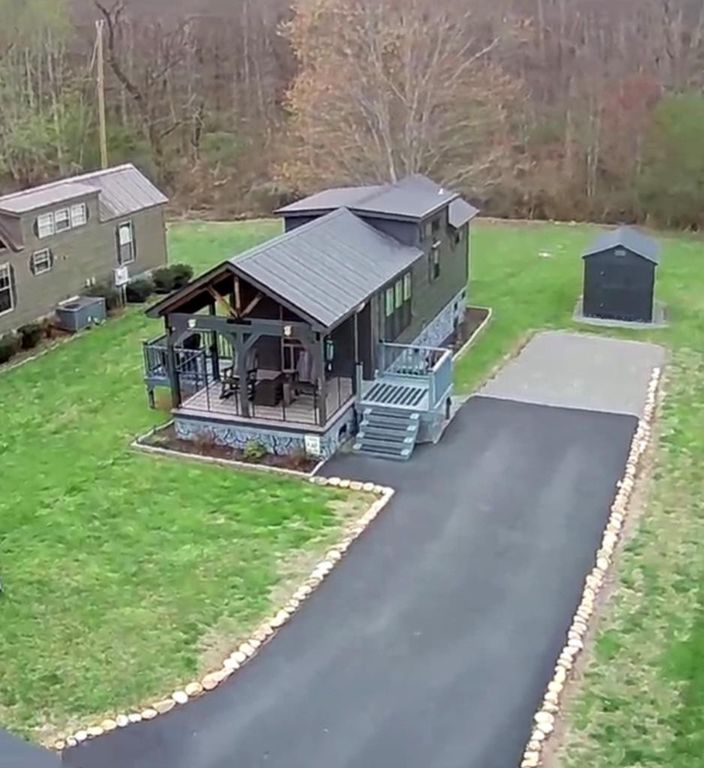 121 Lazy Bear Trail, Andrews, NC 28901