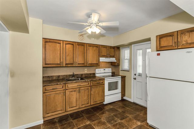 72 Guenther Avenue, Valley Stream, NY 11580