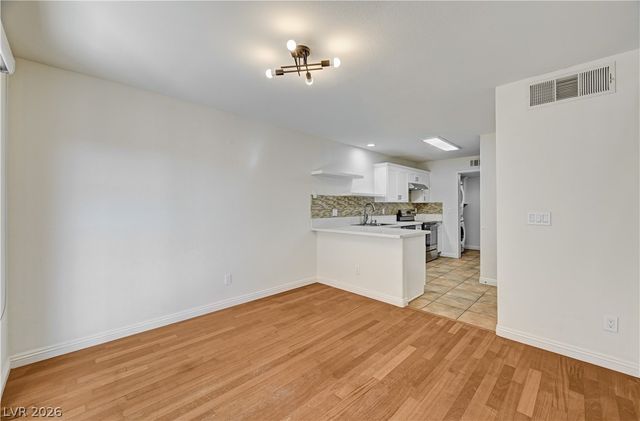 1602 Coyote Run Drive, Henderson, NV 89014