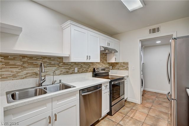 1602 Coyote Run Drive, Henderson, NV 89014