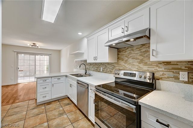 1602 Coyote Run Drive, Henderson, NV 89014