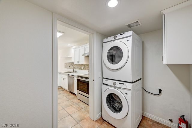 1602 Coyote Run Drive, Henderson, NV 89014