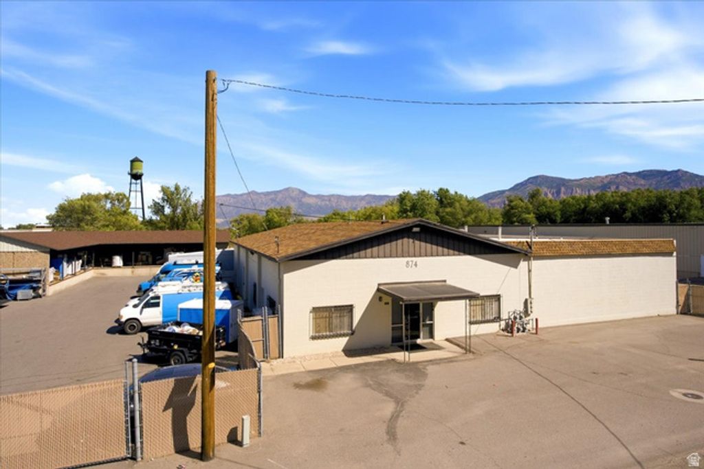 874 W 26TH ST, Ogden, UT 84401 — exterior