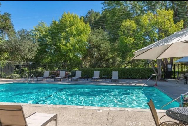 23647 Park Capri 87, Calabasas, CA 91302