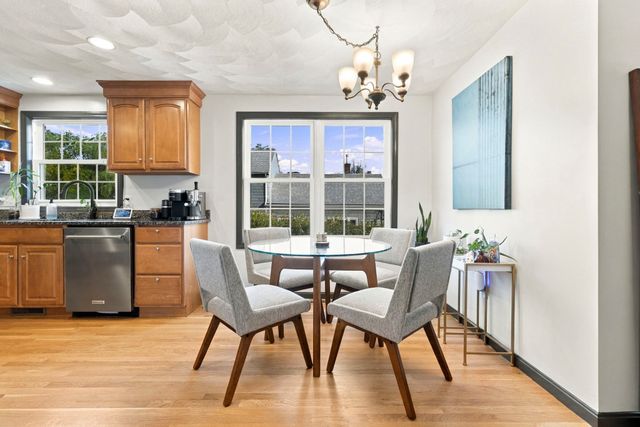 73 Liberty St 1, Danvers, MA 01923