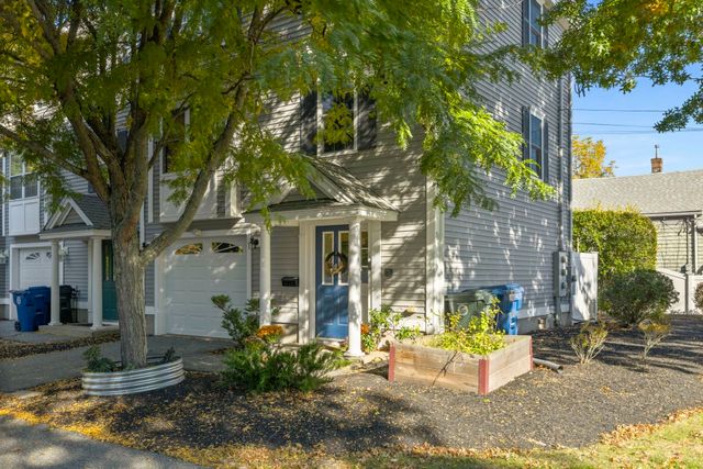 73 Liberty St 1, Danvers, MA 01923