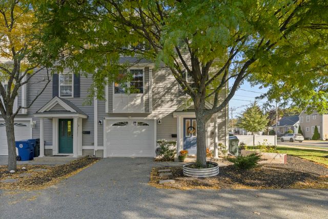 73 Liberty St 1, Danvers, MA 01923