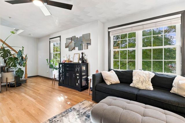 73 Liberty St 1, Danvers, MA 01923