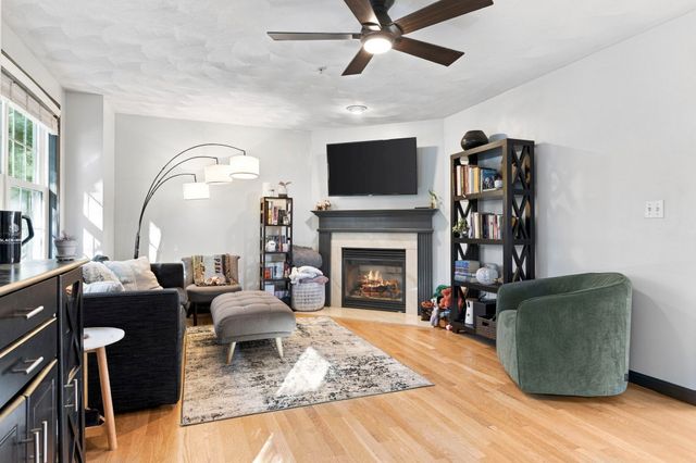 73 Liberty St 1, Danvers, MA 01923