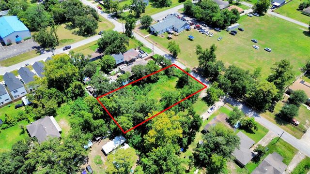 4615 Tronewood Street, Houston, TX 77016
