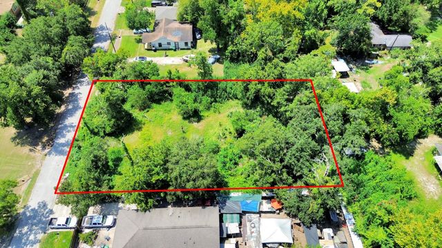 4615 Tronewood Street, Houston, TX 77016