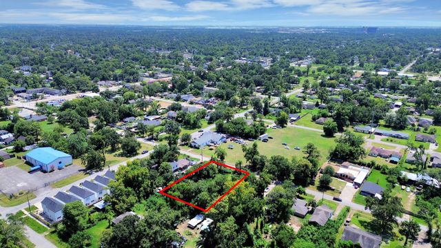 4615 Tronewood Street, Houston, TX 77016