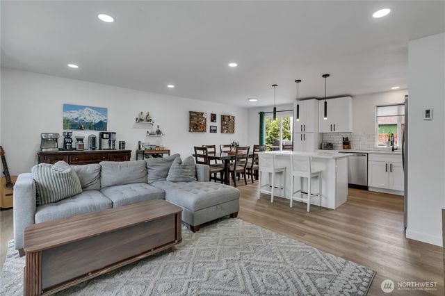 22202 129th Street E, Bonney Lake, WA 98391
