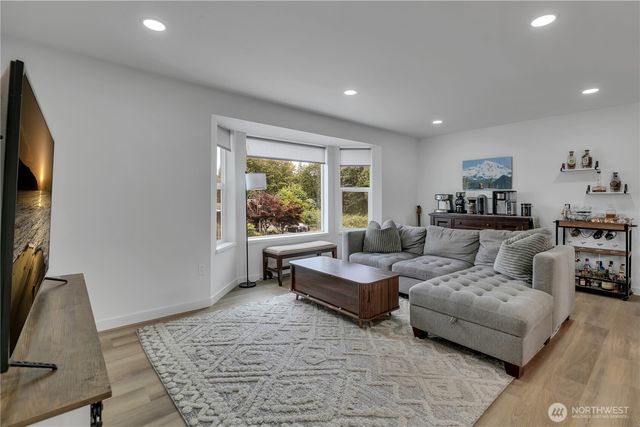 22202 129th Street E, Bonney Lake, WA 98391
